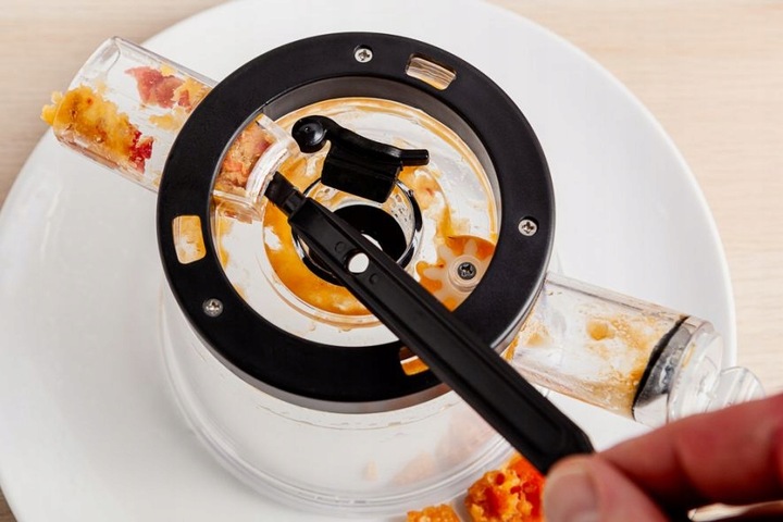 WYCISKARKA WOLNOOBROTOWA DO SOKÓW PIONOWA PJ400 400W ELDOM