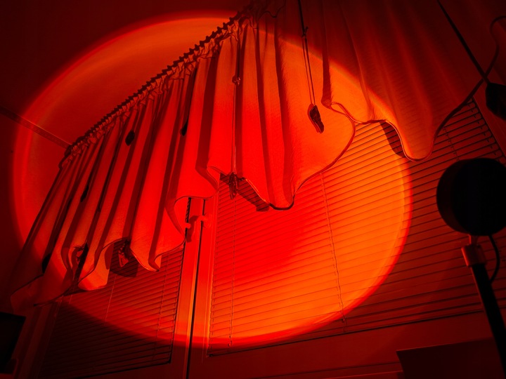 LAMPKA LED SUNSET RGB ZACHÓD SŁOŃCA PILOT PREZENT do sypialni salonu pokoju