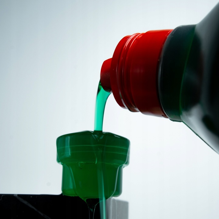 BLACK PERSIL 5 L Płyn do prania czarnego