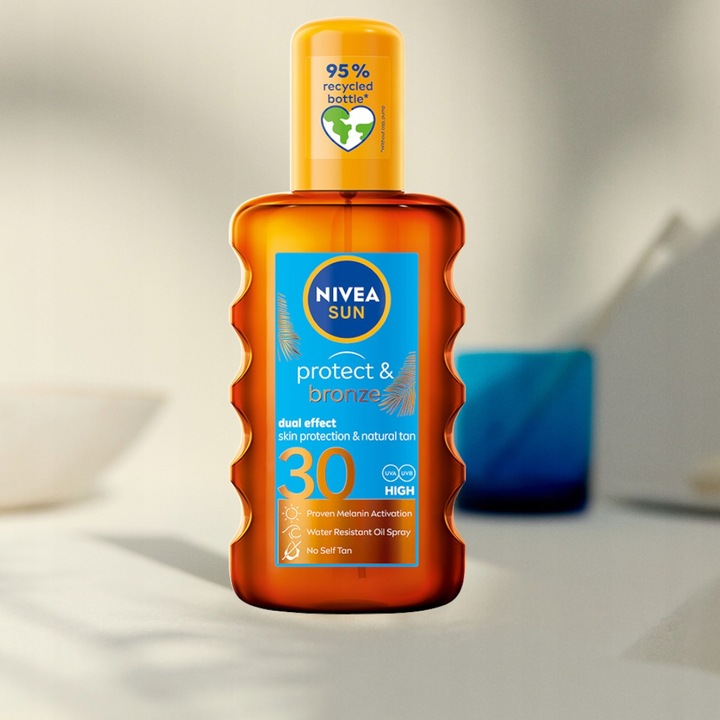 NIVEA SUN Protect & Bronze Olejek do opalania w spray'u SPF30, 200 ml
