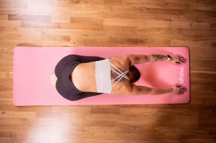 GRUBA Mata Gimnastyczna do Ćwiczeń Jogi Pilatesu 190x60 NBR Fitness 1,5cm