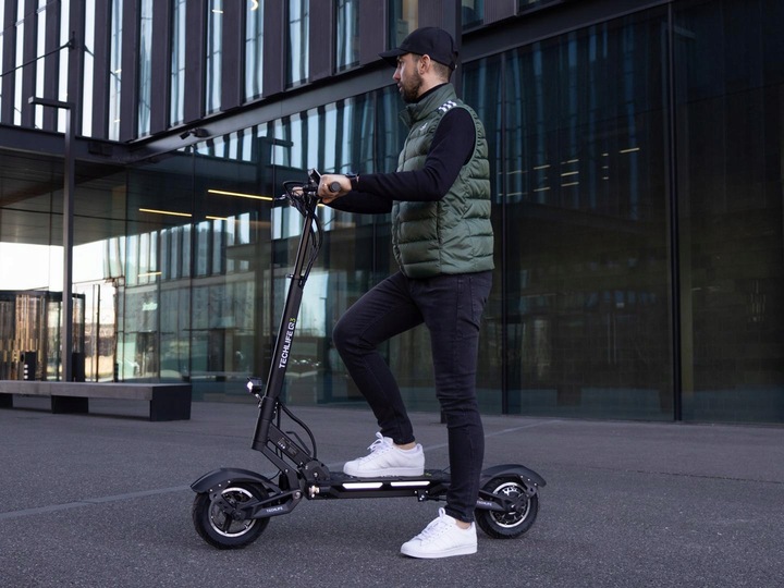 HULAJNOGA ELEKTRYCZNA TECHLIFE Q3 Z KONTROLĄ RODZIELSKĄ 1365W kukirin