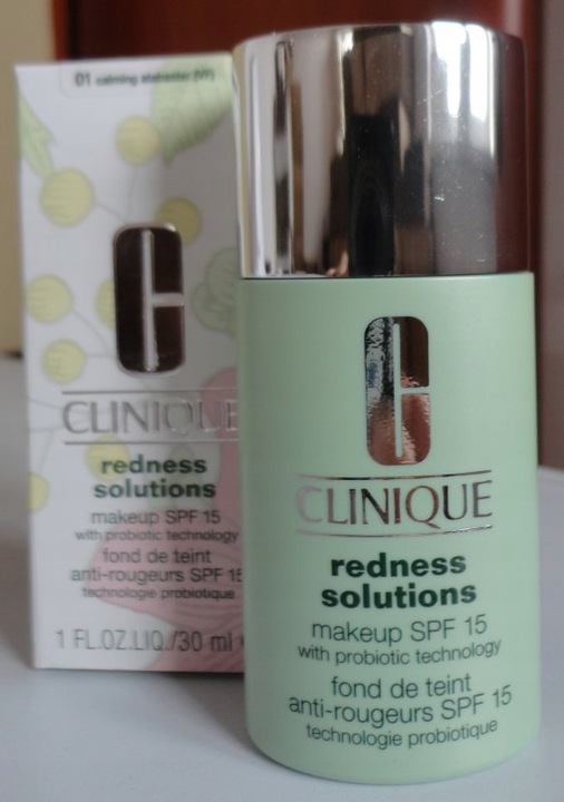 CLINIQUE SPF15 PODKŁAD 01 CALMING ALABASTER 30ml