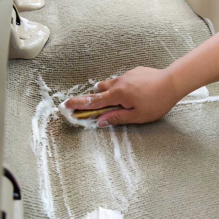 PŁYN DO PRANIA TAPICERKI DYWANÓW SILNY ŚRODEK - ODPLAMIA 5l - NOWA JAKOŚĆ