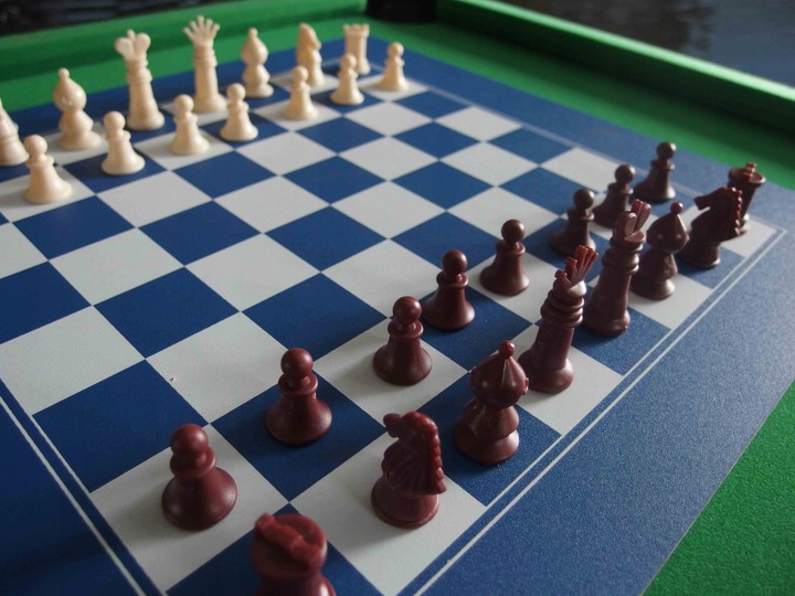 MULTI STÓŁ DO GIER 12w1 PIŁKARZYKI PING PONG