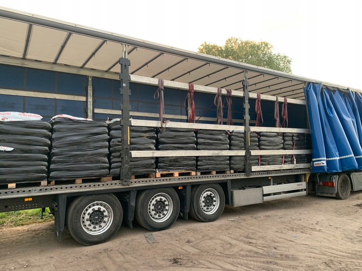 Ziemia Uniwersalna Ogrodowa 50L do Kwiatów Warzyw Krzewów