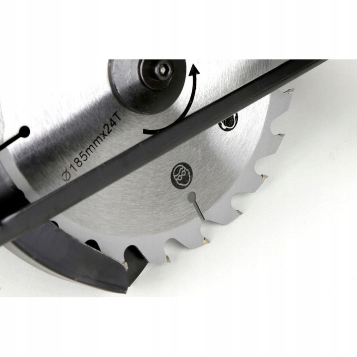 PILARKA PIŁA TARCZOWA RĘCZNA DO DREWNA 2300W 185mm KRAJZEGA