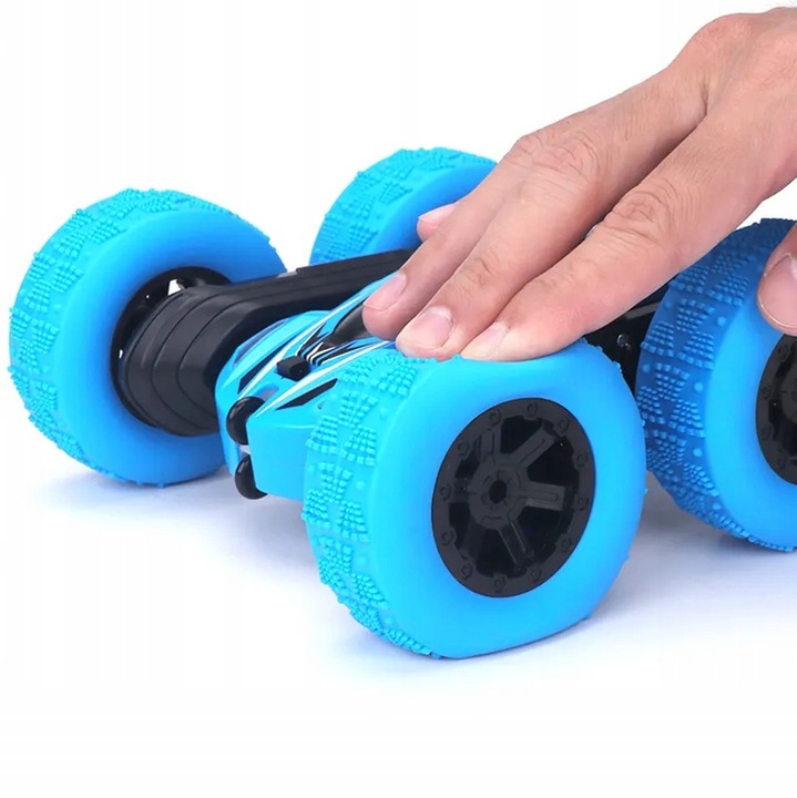 AUTO TWISTER SAMOCHÓD ZDALNIE STEROWANY NA PILOT AKROBATA