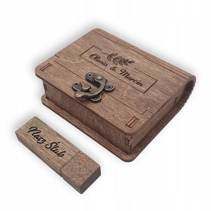 Pendrive 32GB 3,0 + Drewniane pudełko + GRAWER