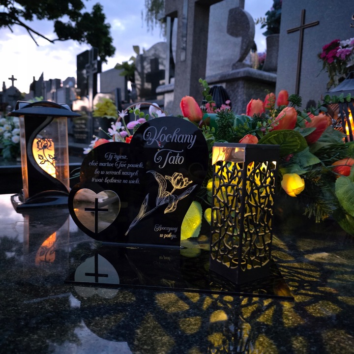 ZNICZ SOLARNY z Grawerem Wieczna Lampka Latarenka LED STATUETKA dla taty