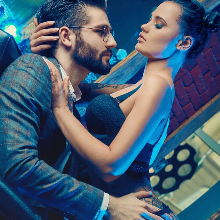 BARDZO MOCNE MĘSKIE FEROMONY ZAPACHOWE IMPI MAN 15 ML