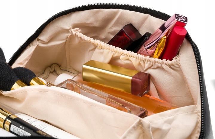 Kosmetyczka męska czarna podróżna turystyczna saszetka organizer