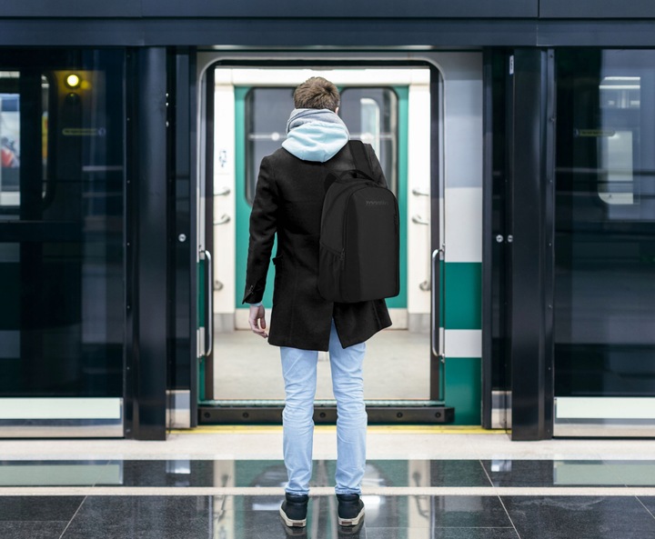 Plecak męski do pracy na laptopa szkolny młodzieżowy pojemny czarny ZAGATTO