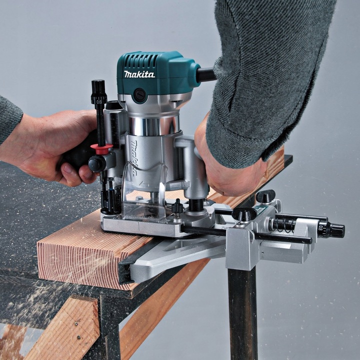 MAKITA Frezarka RT0700CX2J 710W SZABLON walizka