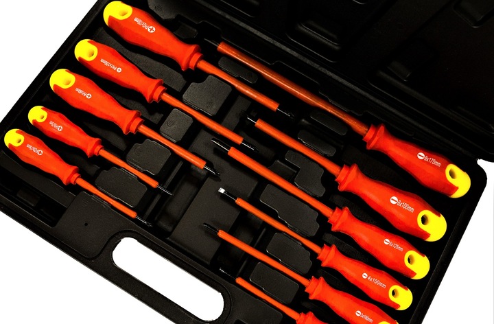 ZESTAW WKRĘTAKÓW WKRĘTAK ŚRUBOKRĘTY IZOLOWANE 11el