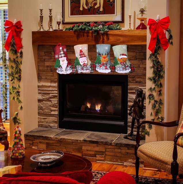 KOMPLET 4 x Skarpety Świąteczne 3D Ozdobne 16 x 23 cm Na Kominek Prezent