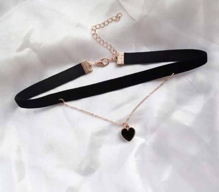 MD czarny choker naszyjnik na szyję | serduszko