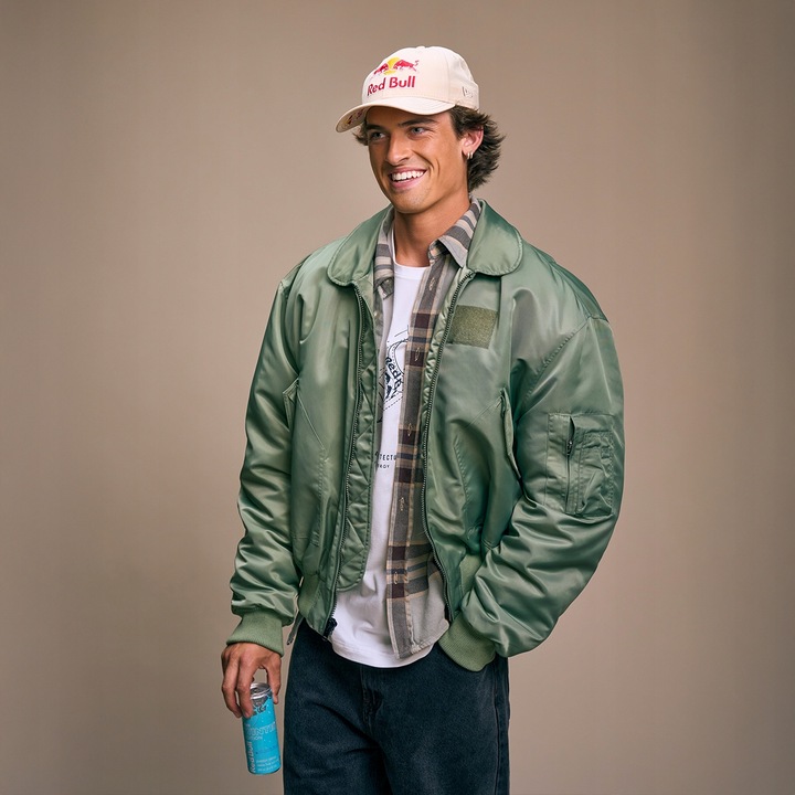 RED BULL Napój Energetyczny Ice Edition waniliowa jagoda 12x250 ml ZESTAW