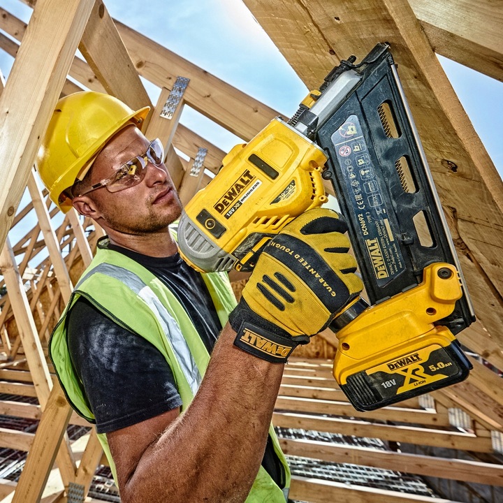 Gwoździarka bezszczotkowa 34° 50-90mm 18V 2x5Ah XR DeWalt DCN692P2-QW