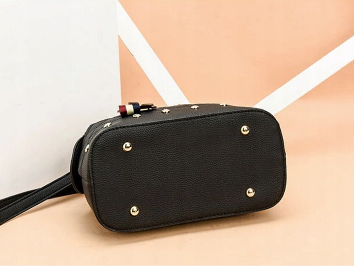 CZARNA TOREBKA Ramię Klasyczna PIKOWANA MIŚ Złote Dodatki Kuferek