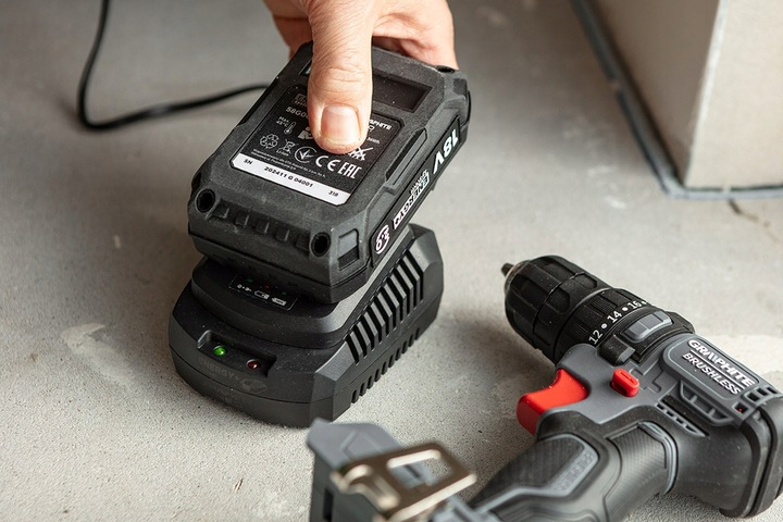 Ładowarka do Akumulatorów Baterii Energy+ Nowość - GRAPHITE NEO TOOLS