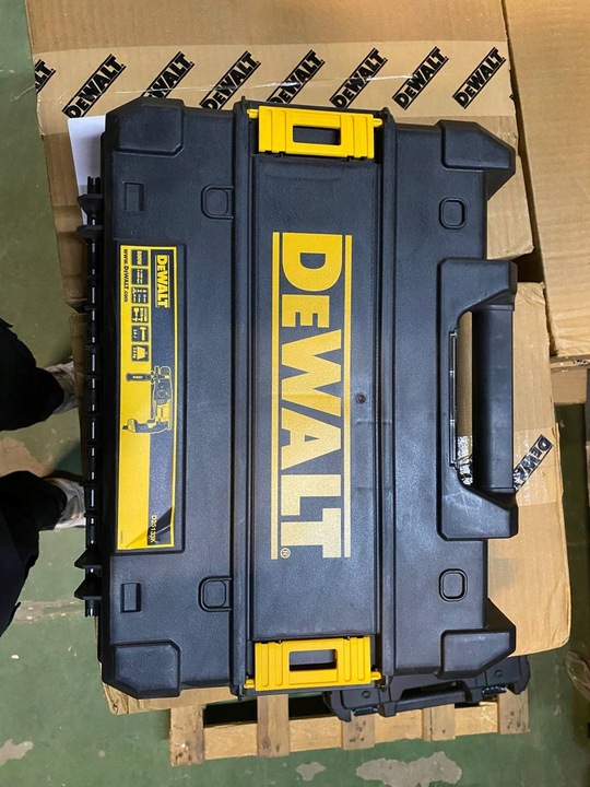 Młotowiertarka w walizce DeWalt SDS Plus 800 W wiertarka udarowa