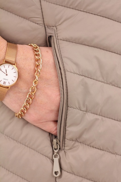 KAMIZELKA PIKOWANA DAMSKA PRZEJŚCIOWA DUŻE ROZMIARY BEZRĘKAWNIK Z KAPTUREM