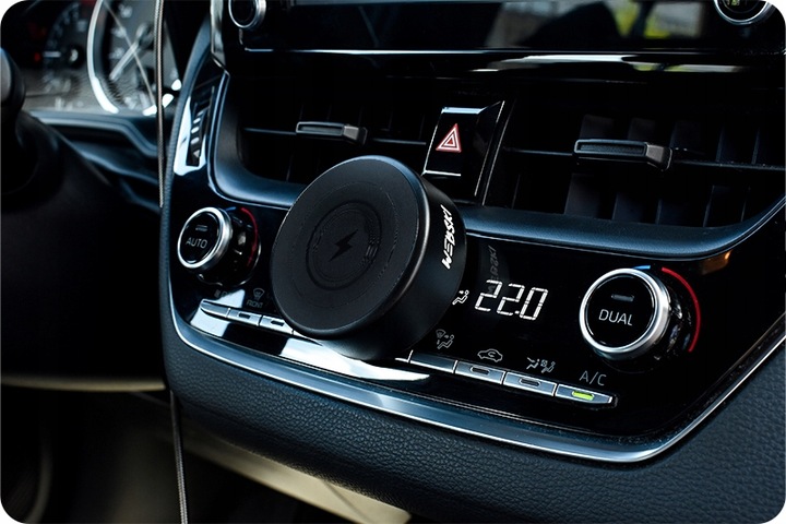 UCHWYT MAGNETYCZNY SAMOCHODOWY Z PRZYSSAWKĄ MAGSAFE QI INDUKCYJNY 15W