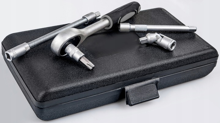 NASADKI ZESTAW KLUCZY NASADOWYCH BITY GRZECHOTKA