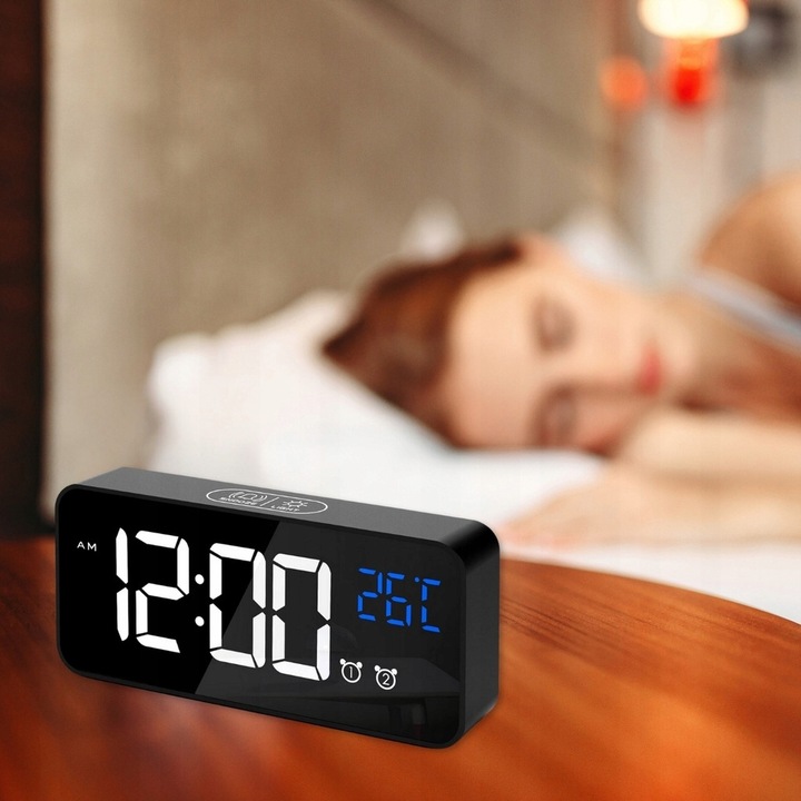 BUDZIK ELEKTRONICZNY ZEGAR LED CYFROWY STOJĄCY TERMOMETR ALARM DATA + USB