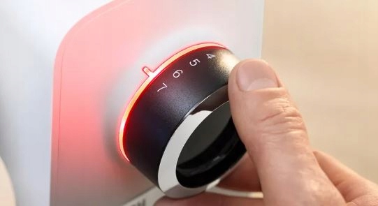 Robot planetarny Bosch MUM58258 1000W 2 misy 7 prędkości Maszynka do