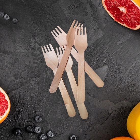 EKOLOGICZNY ZESTAW NACZYŃ JEDNORAZOWYCH DO GRILLA DLA 50 OSÓB – KRAFT