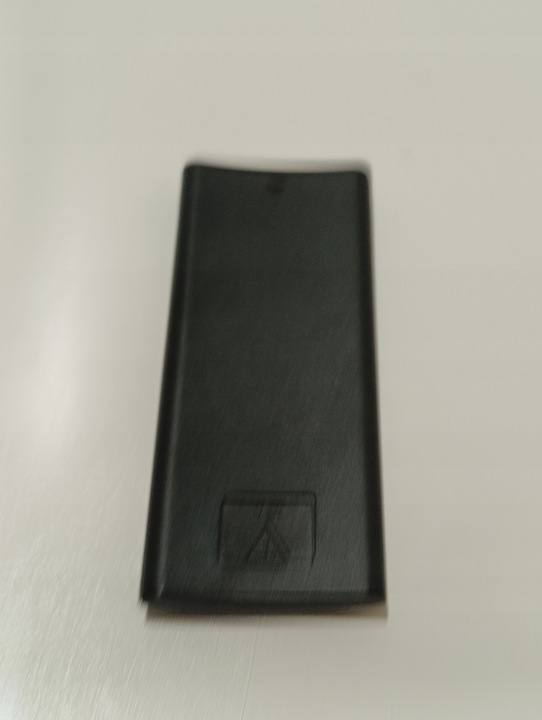 ORGINALNY PILOT SOUNDBARA YAMAHA YAS-109