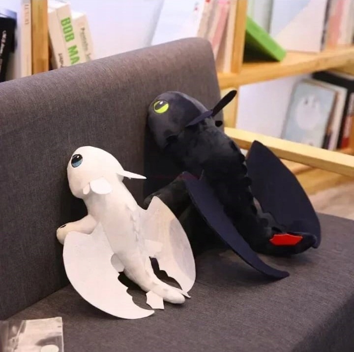 ZESTAW MASKOTEK 2X FURIA NOCNA I BIAŁA FURIA 30CM JAK WYTRESOWAĆ SMOKA SMOK