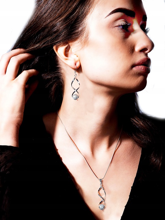 KOMPLET SREBRNY BIŻUTERII 925 DAMSKI Z CYRKONIAMI SWAROVSKI + GRAWER GRATIS