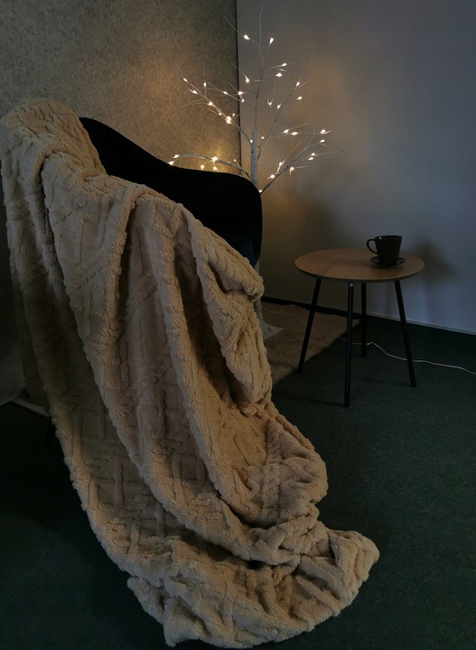 KOC WIKINGA PLED SKANDYNAWSKI GRUBY NARZUTA DWUSTRONNA ARIES 150x200 C. BEŻ