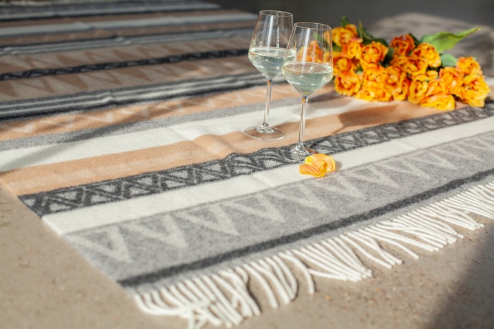 KOC Swiateczny WEŁNIANY cieply 100% wełna nowozelandzka 140x200