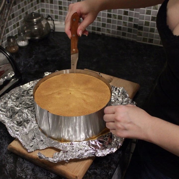 Rant Do Tortu Regulowany Śr 16-30CM Tortownica Wysoki 15 cm + 3 Łopatki OLK