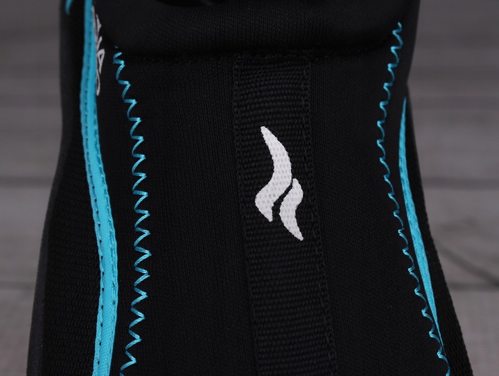 Buty sportowe do wody, jeżowce