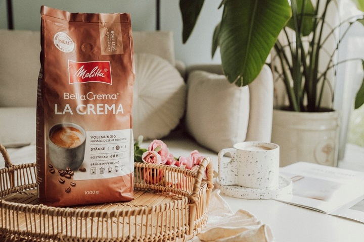 Kawa ziarnista MELITTA BELLACREMA LACREMA 1kg blend ziaren + GRATIS