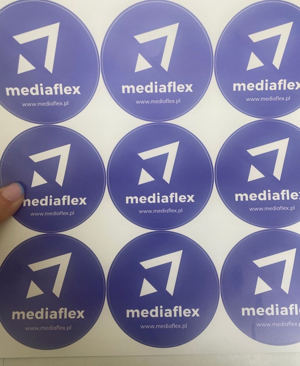 Naklejki z logo własnym nadrukiem WODOODPORNE
