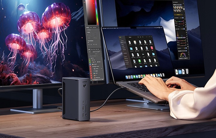 UGREEN Stacja Dokująca Hub 4x USB USB-C RJ45 SD/TF Aux Thunderbolt PD 90W
