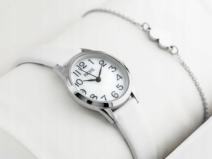 KOMPLET PREZENTOWY ZEGAREK dla dziewczynki NA KOMUNIĘ cyfry GRAWER