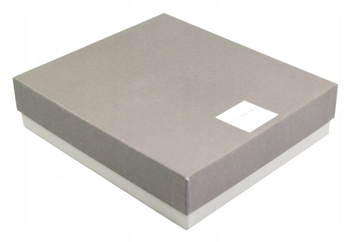 PAMIĄTKA PIERWSZEJ KOMUNII OBRAZEK SREBRNY ŚWIĘTEJ PREZENT Z GRAWEREM