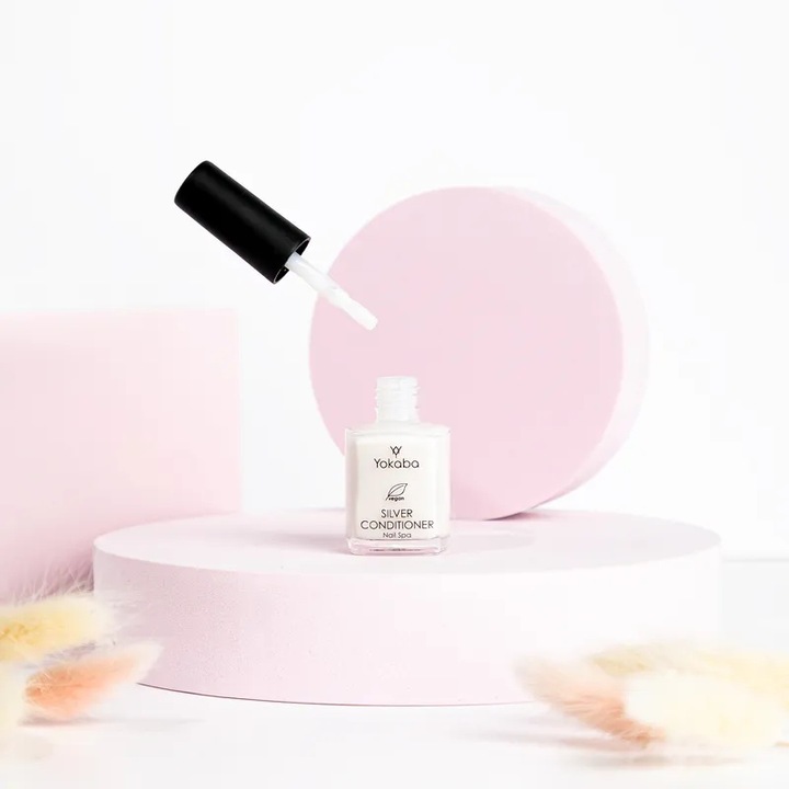 Yokaba Nail Spa Silver Conditioner mleczna odżywka do paznokci perłowa