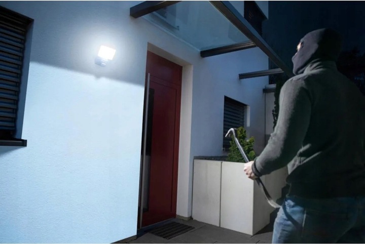 Lampa z Czujnikiem Ruchu 50W Naświetlacz Halogen LED Videx 4750lm IP65