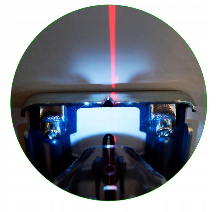 WYRZYNARKA PRZECINARKA Z ZESTAWEM BRZESZCZOTÓW LED