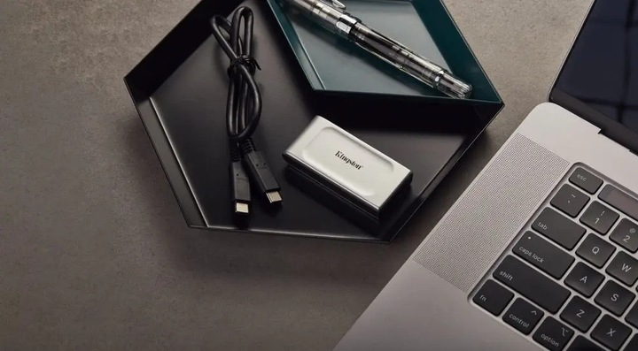 Dysk przenośny SSD Kingston 1000GB SSD XS2000