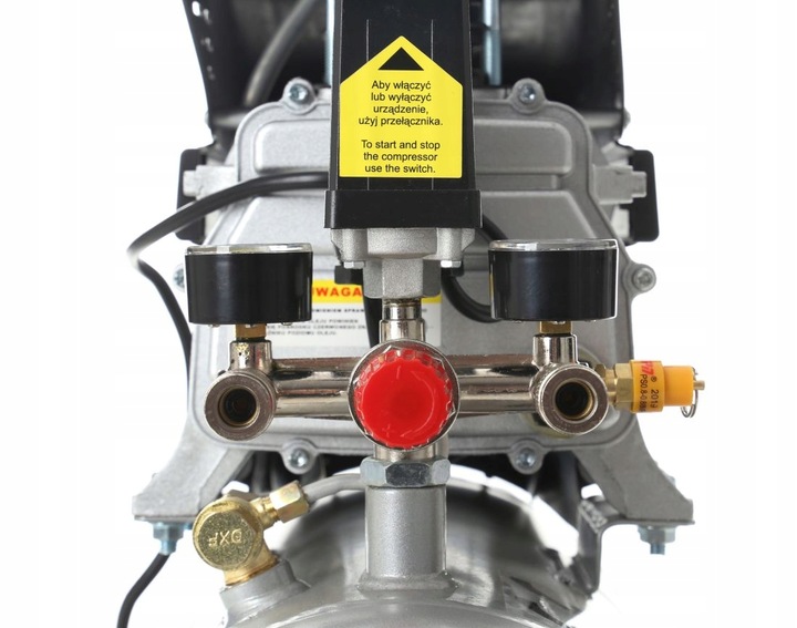SPRĘŻARKA POWIETRZA KOMPRESOR OLEJOWY 3,4KM 24L OLEJ GRATIS