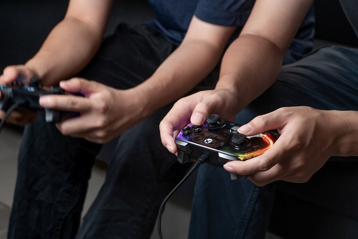 Kontroler Pad przewodowy GameSir K1 Kaleid GamePad LED do Xbox PC Steam